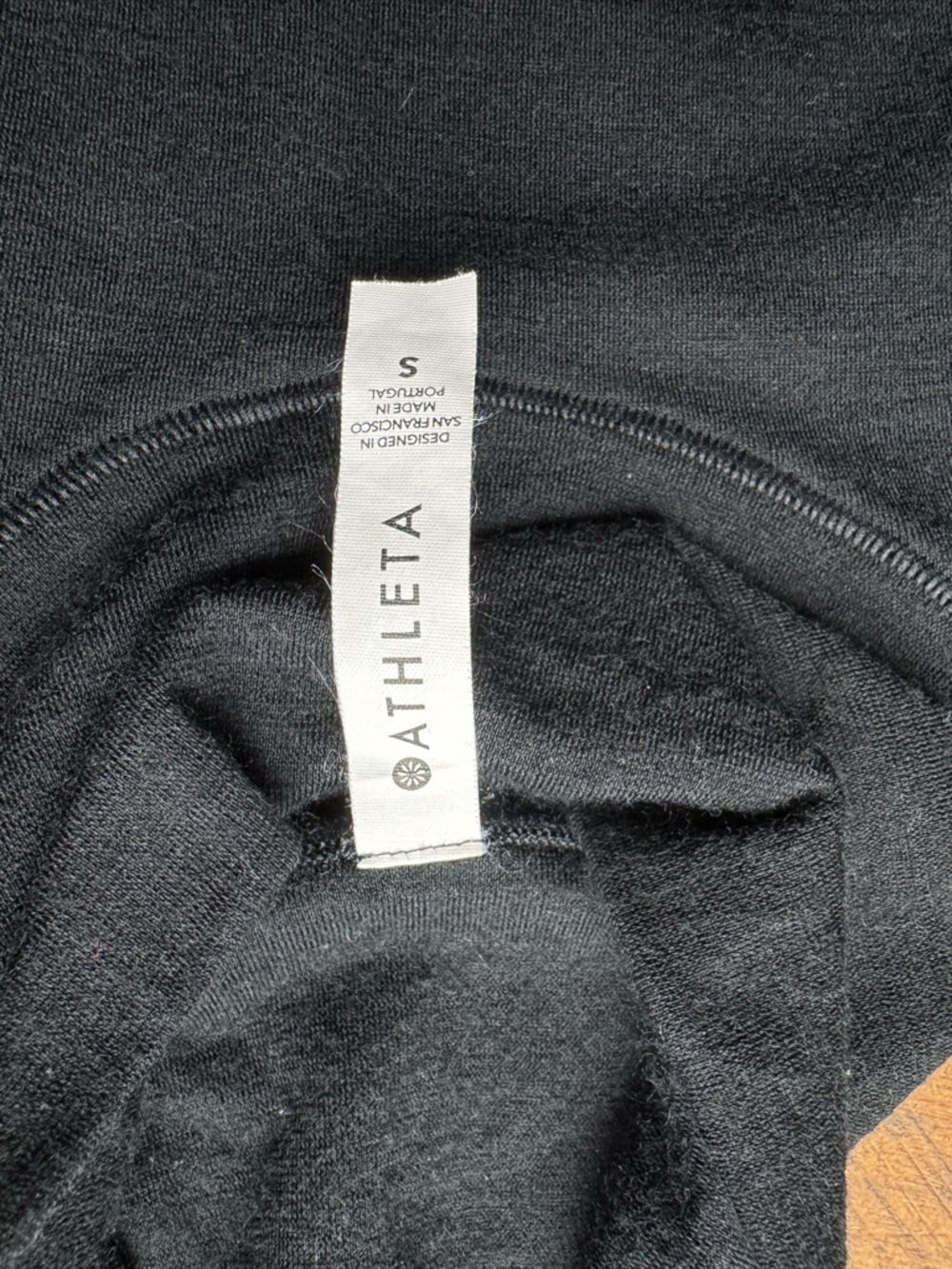 Athleta Foresthill Ascent Seamless Turtleneck - Picture 3 of 9